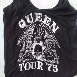Daydreamer 1975 Queen tank top white and black